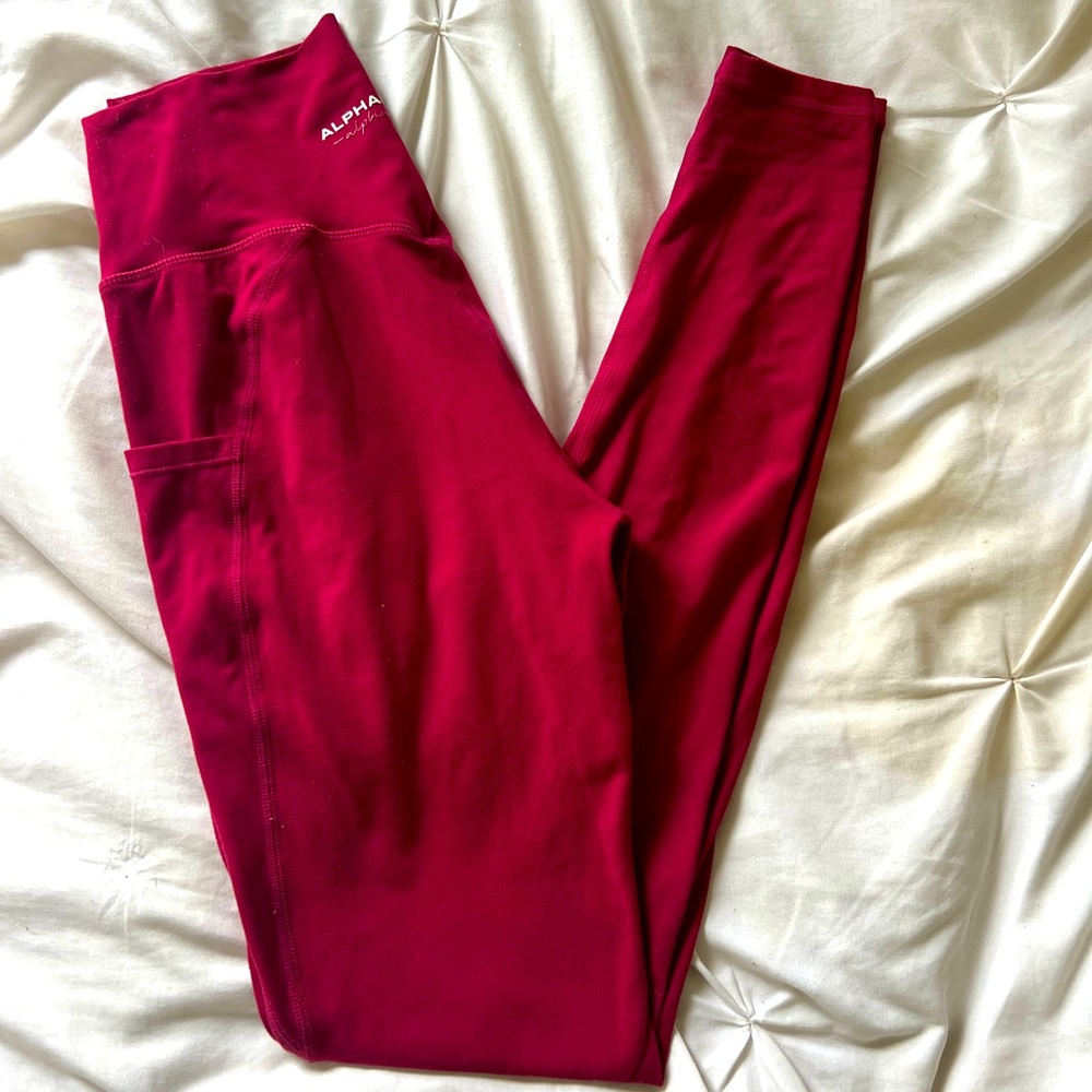 Small- Alphalete Leggings - Maroon- good condition!